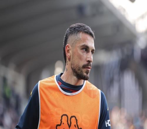 大連英博球迷樂開花了！球隊(duì)官宣阿奇姆彭加盟，沖擊亞冠穩(wěn)了