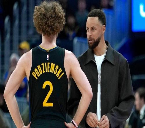 拿1億合同,從奪冠核心滑落到局外人!該退役了,你把名聲打沒了