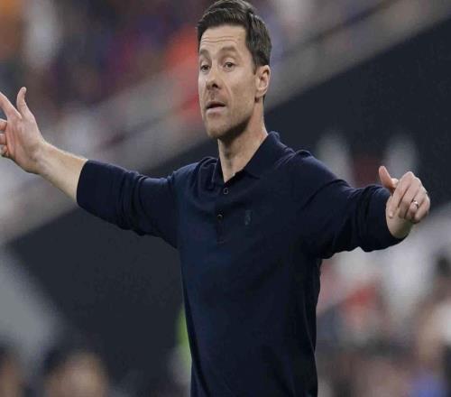 赫迪拉：阿隆索和穆帥、瓜帥、安帥一個水平，以后他會回皇馬