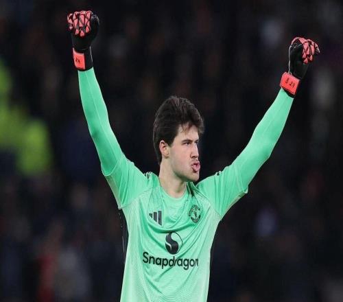 拉門斯：作為曼聯(lián)門將壓力會更大，拿我和范德薩比較非常棒