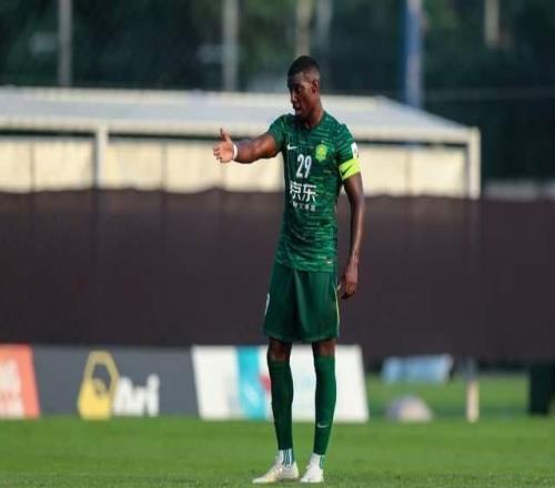 31，國安完勝鐵人2新后衛(wèi)破門成都31西海岸拜合拉木首秀2球