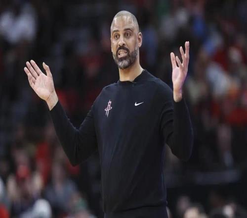 反關(guān)節(jié)抬回更衣室！26失誤！火箭狂勝沖上第三！