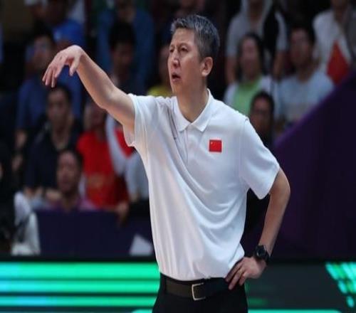 男籃14人名單出爐：龐崢麟落選胡明軒在列，有些事郭士強(qiáng)說了不算