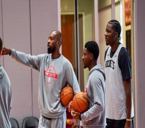 火箭大勝爵士！休城6人得分上雙，小史密斯31+9，杜蘭特12助攻