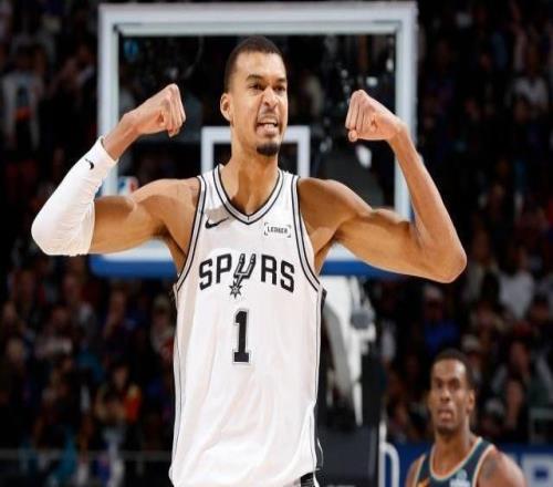 掀翻東部第1！馬刺奪9連勝搶西部第1：雷霆告急