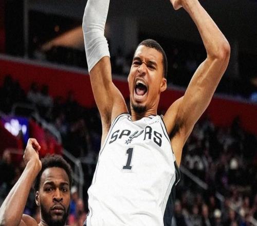 文班：活塞的風格就是強硬身體對抗，我摔倒的次數確實有點多