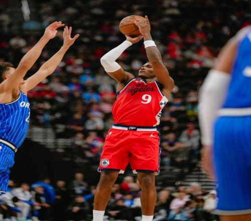 賺翻！場均22+6+4，洛杉磯的大腿啊，終于來了，2換5，不虧