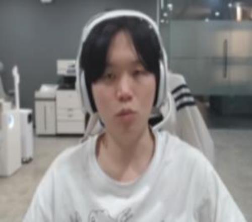 魅魔BDD：最近老做夢，夢到Showmaker兩次，他為什么在我夢里啊