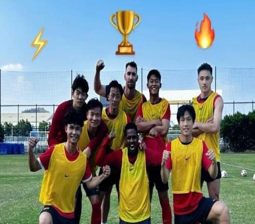 長春亞泰中場木扎帕爾曬照，原陜西聯(lián)合外援賴納到隊