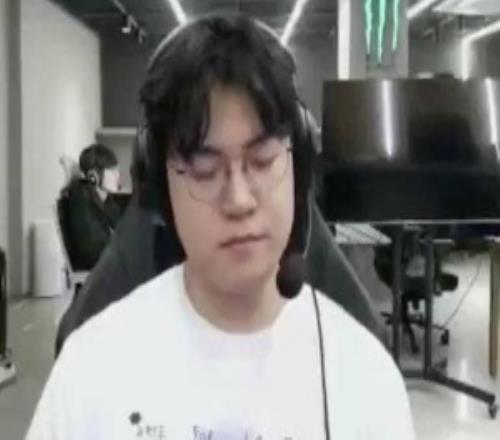 Gumayusi：現(xiàn)在休息很好吃也很好將開始第二次減肥然后努力rank