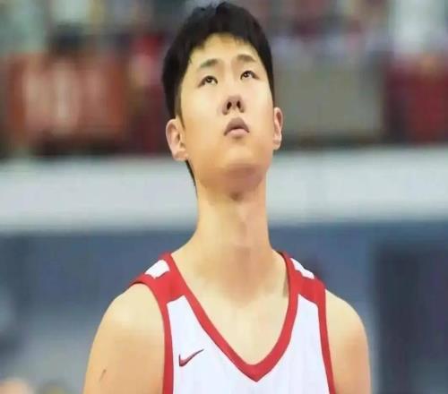 新一期中國男籃最不適合打國際比賽的4位球員,廣東2將在列