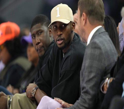 庫明加的新隊友們談老鷹隊首秀：我覺得他在金州勇士隊運氣不太好