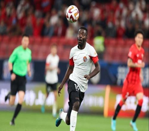 33歲康瓜官宣6月退役！中超兩年拼出真心，正當(dāng)打說再見太可惜