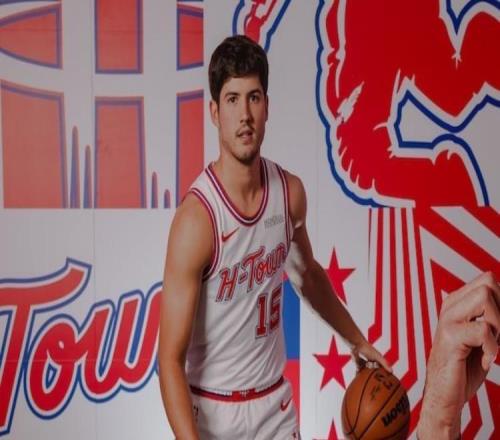 場均17+7控衛缺陣，火箭隊因禍得福單中鋒+4射手首發，或收奇效