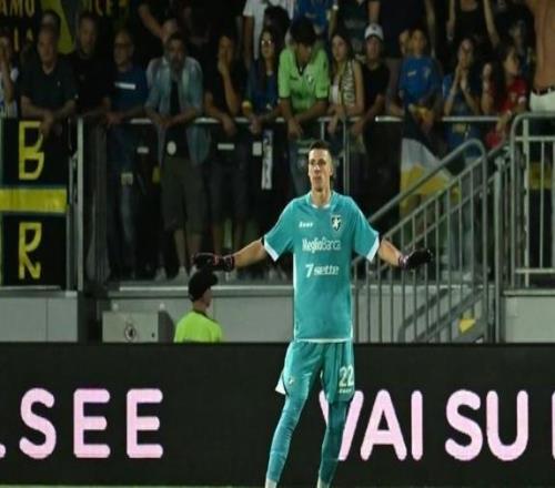 都體:尤文著眼門將位置的未來,盯上弗羅西諾內(nèi)的帕爾米薩尼