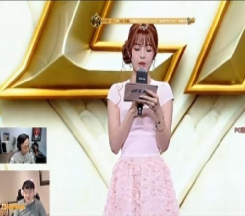 Uzi吐槽LPL最佳新秀、教練、MVP頒獎儀式：怎么全是韓國人啊