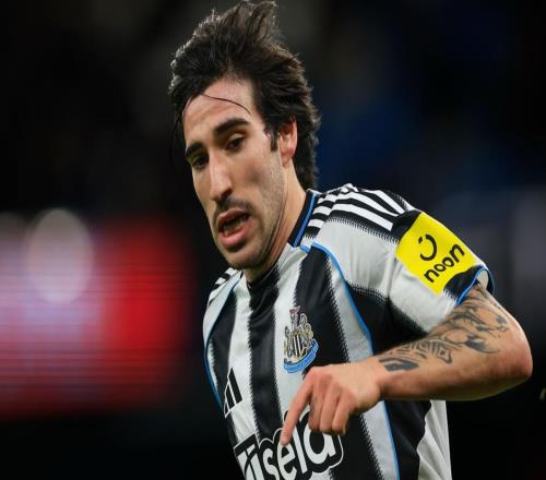 一場(chǎng)32，讓英超勁旅完成雙殺，成功晉級(jí)：殺入歐冠16強(qiáng)