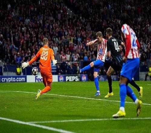 馬競(jìng)41布魯日索爾洛特上演帽子戲法