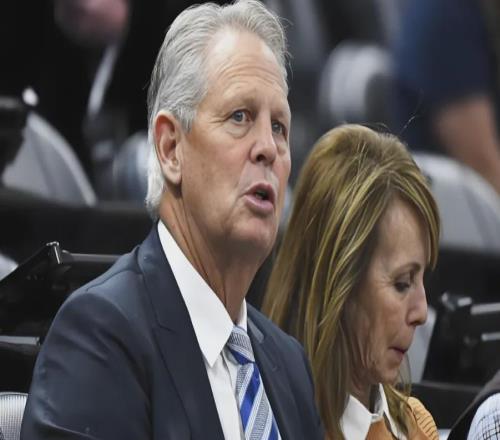 又倒下，惡意的擺爛重罰都攔不住！