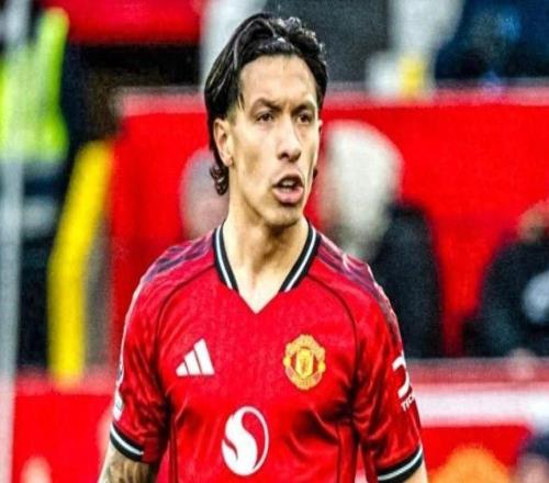 馬丁內(nèi)斯再遭傷病打擊！曼聯(lián)防線告急，卡里克緊急變陣仍取勝