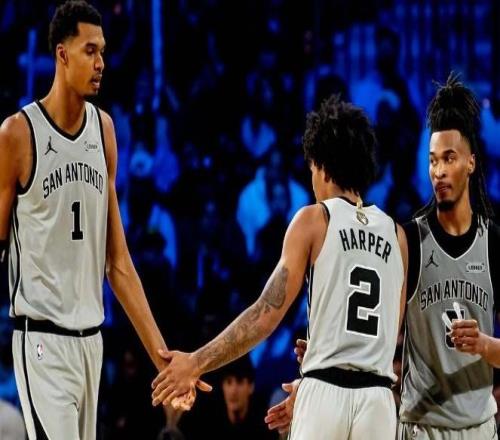 文班12+8+5封蓋，榜眼替補救主神射5記三分，馬刺屠龍豪取10連勝