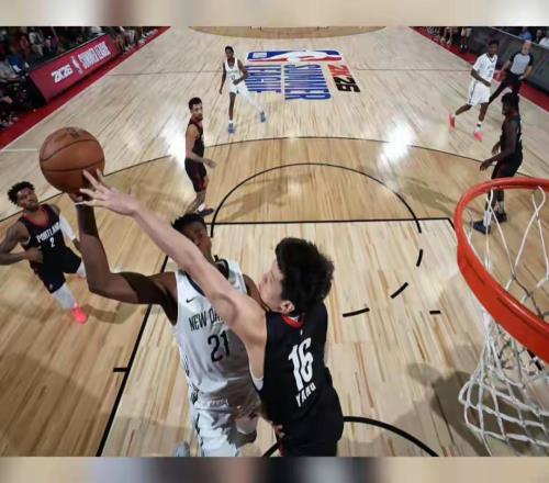 替補席苦等還是換條活路楊瀚森遭下放后，殘酷選擇刺痛無數球迷