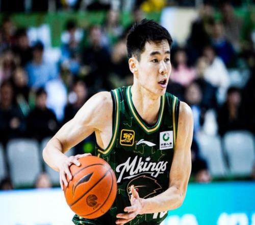 郭昊文去美國特訓(xùn)，胡明軒無緣對(duì)陣日本12人大名單