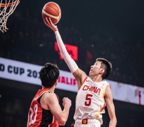 中國男籃15分逆轉日本！郭士強激活三大奇兵，出線形勢一片大好