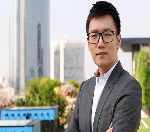 張康陽也沒想到，當年蘇寧豪擲20億進軍意甲，如今一場空令人唏噓