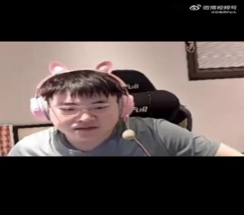 Uzi談Light：說(shuō)不打就不打了！就算實(shí)力再怎么下滑他也能打LPL