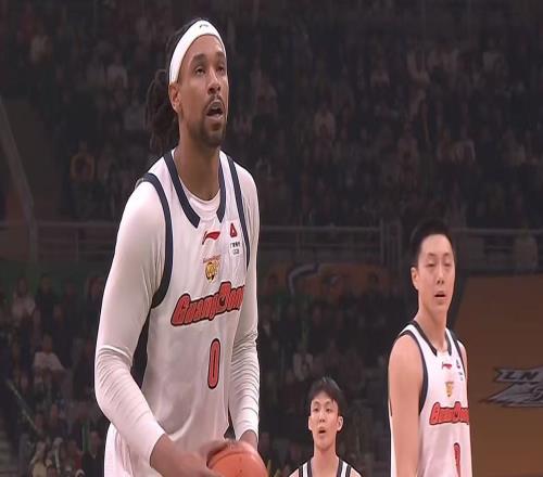 不是賈巴里帕克！廣東隊新大外援曝光，2米18內(nèi)線大殺器成首選