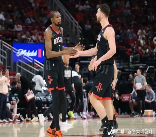 火箭無退路，杜蘭特進(jìn)步明顯！申京兩點(diǎn)該夸，烏度卡談謝潑德攤牌