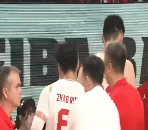 全面落下風，中國男籃上半場各項數據均落后于日本男籃