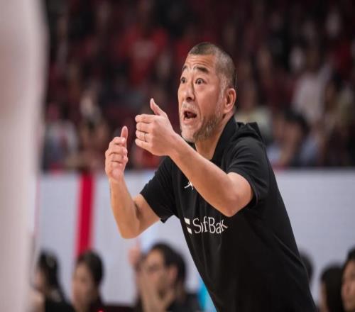 徹底打服！日媒難得清醒：裁判若公正些我們會被中國男籃打爆