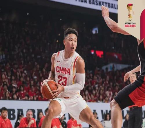 8投12分！首發奇兵牛掰！等了中國男籃整整四年