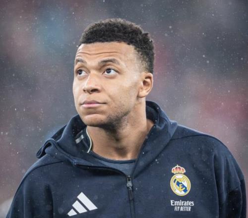 38球5助攻！曝姆巴佩已帶傷出戰(zhàn)3個月，拒絕手術備戰(zhàn)世界杯爭金球