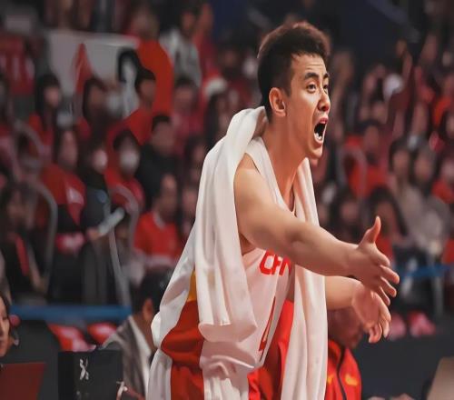 15分落后！裁判瘋狂吹罰！中國男籃憑什么在客場逆轉日本