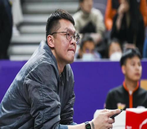 朱芳雨親自宣布！廣東宏遠引進NBA大外援，專門針對上海北京