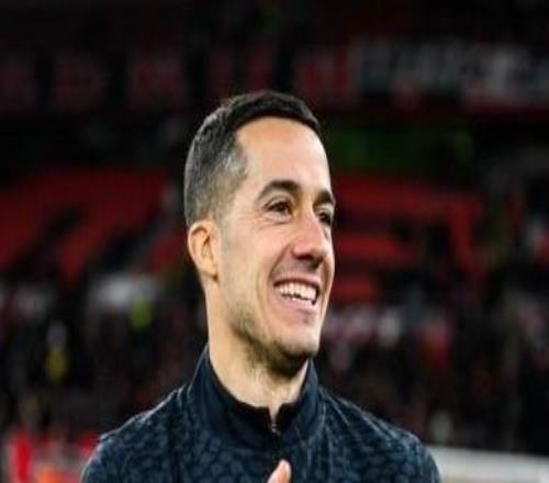 藥廠官方：巴斯克斯在對(duì)奧林匹亞科斯時(shí)小腿受傷，將傷缺數(shù)周