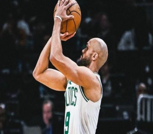 布朗28+7+9完爆冠軍鋒線，武神觸底反彈轟兩雙，綠軍37分大勝籃網