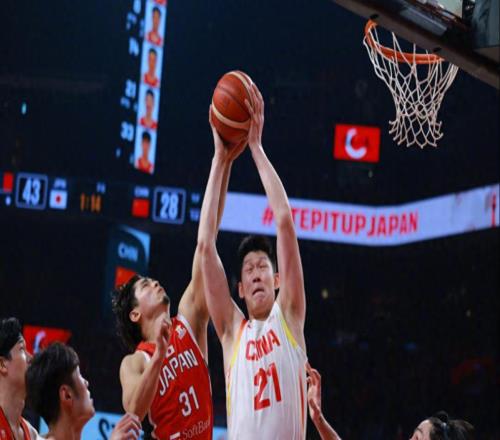 中國男籃15分逆轉(zhuǎn)日本！郭士強(qiáng)激活三大奇兵，出線形勢(shì)一片大好