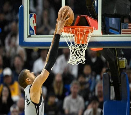 馬刺豪取11連勝，文班12分仍穩(wěn)贏，多點(diǎn)開花重現(xiàn)鄧肯時(shí)期風(fēng)采