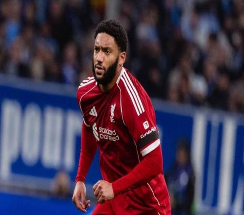 記者本想采訪喬戈麥斯,后者打趣:問范戴克這些大人物吧