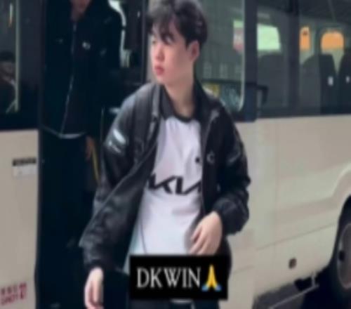 DK發(fā)布隊員入場視頻：已到達比賽現場！