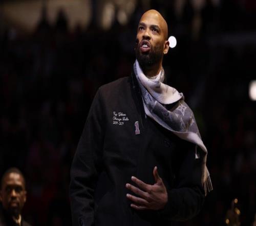 體壇聯(lián)播維拉爆冷不敵英超墊底狼隊(duì)，徐彬斬獲留洋首個(gè)助攻