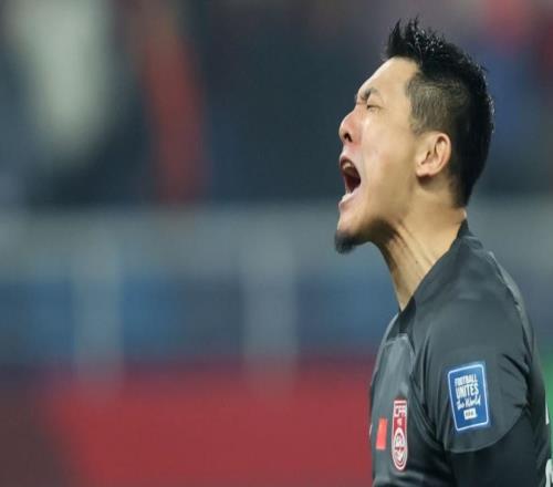 泰山熱身賽11戰(zhàn)僅3勝！狂丟30球，29慘敗申花，記者：快驅(qū)邪