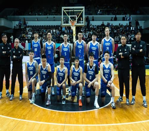 12人名單保持不變！中國男籃再迎挑戰，力求全勝！