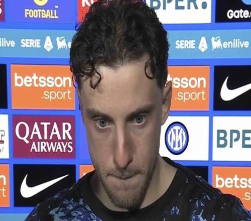 奧古斯托：所有人都等著看我們自暴自棄，但我們?nèi)詴σ愿? loading=