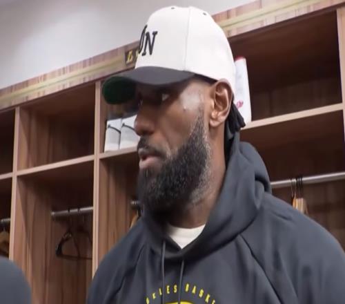 詹姆斯:我女兒是排球運動員別惹我老婆生氣她已經(jīng)受夠籃球了