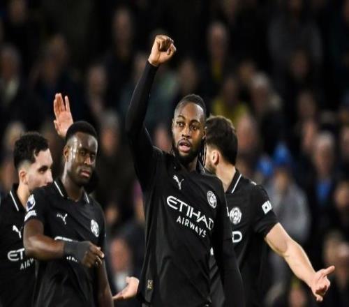 論及時(shí)進(jìn)補(bǔ)的重要性:曼城靠中途“開齋”緊咬阿森納